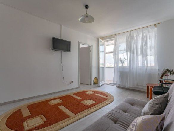 Chirie 2 Camere Vlahuță | 49 mp + Balcon | Însorit | Loc de Parcare