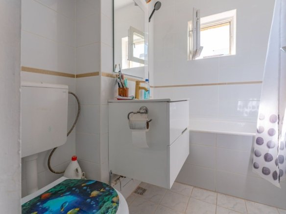 Chirie 2 Camere Vlahuță | 49 mp + Balcon | Însorit | Loc de Parcare