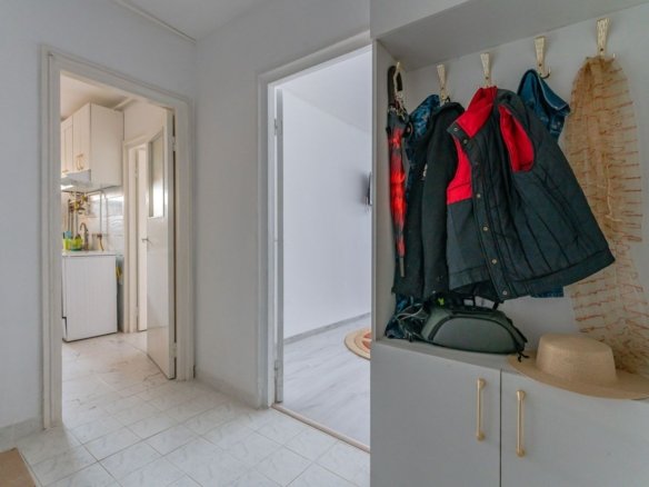 Chirie 2 Camere Vlahuță | 49 mp + Balcon | Însorit | Loc de Parcare