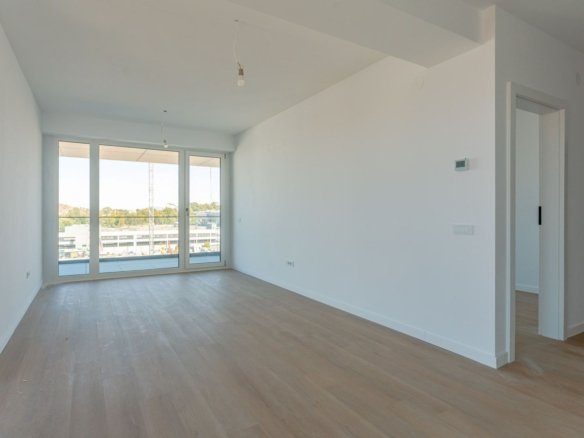 Studio Bartolomeu | 43 mp + Balcon 10 mp | Etaj 5/8 | Sală Polivalentă