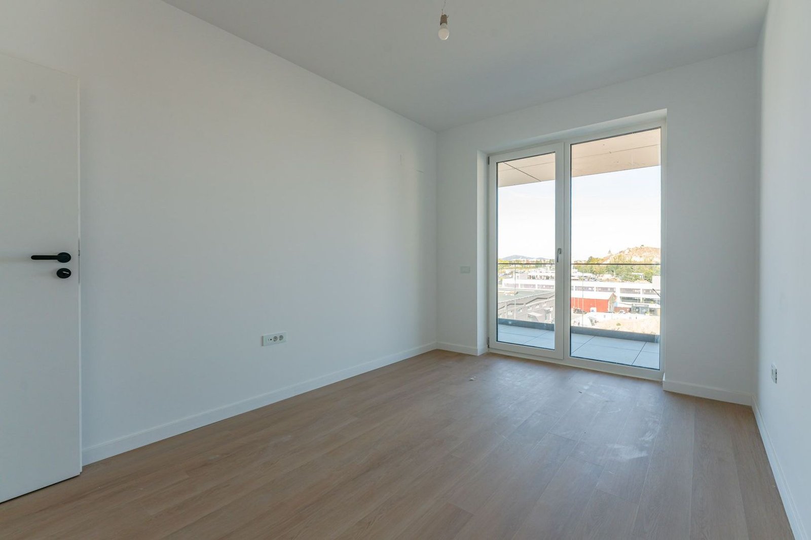 Studio Bartolomeu | 43 mp + Balcon 10 mp | Etaj 5/8 | Sală Polivalentă
