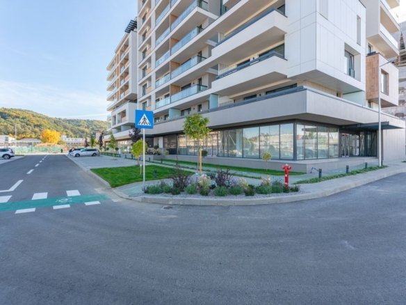 Spațiu Comercial Bartolomeu | 159 mp | Parter | Vitrină Stradală