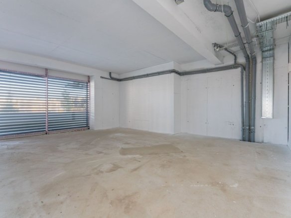 Spațiu Comercial Bartolomeu | 159 mp | Parter | Vitrină Stradală