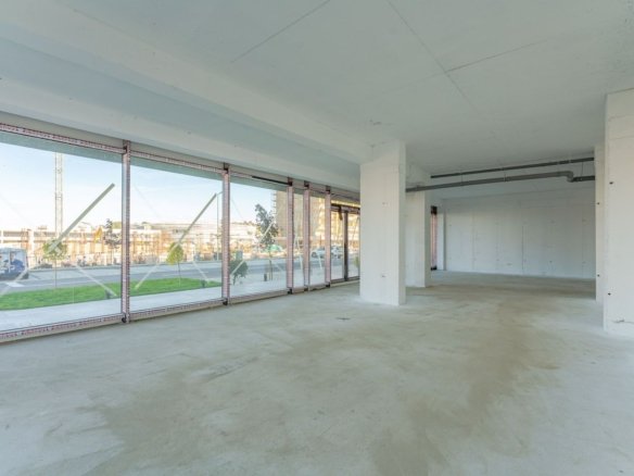 Spațiu Comercial Bartolomeu | 159 mp | Parter | Vitrină Stradală