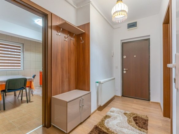 Apartament 2 Camere Răcădău | 75 mp | 2 Băi | Beci Subsol | Etaj 2/4