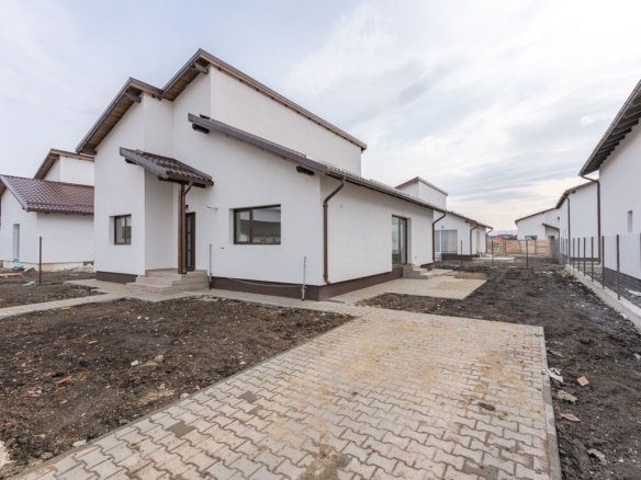 Casă Individuală Sânpetru | Teren 400 mp | Încălzire Pardoseală