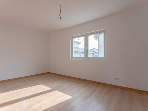 Casă Individuală Sânpetru | Teren 400 mp | Încălzire Pardoseală